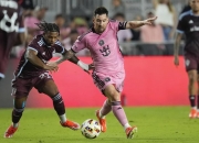 开云官方app入口-莱斯特城客场惨败，遭遇保级压力