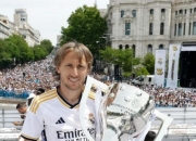 开云体育登录-足球运动员精彩表现，赢得球迷喝彩的简单介绍