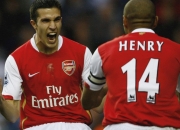 开云APP-独行侠冲垮爵士，库里关键进球定乾坤，当团队风暴遇上孤胆英雄