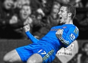 开云官方app入口-绿茵场与乒乓台的双重奏，葡萄牙横扫韩国，梁靖崑带队奏凯