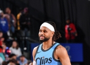 开云平台-关于快船队老将伤愈归队，球队实力大增的信息