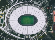 开云体育APP下载-跨界征服，当骑士带走公牛，哈利伯顿在F1赛道完成超车接管