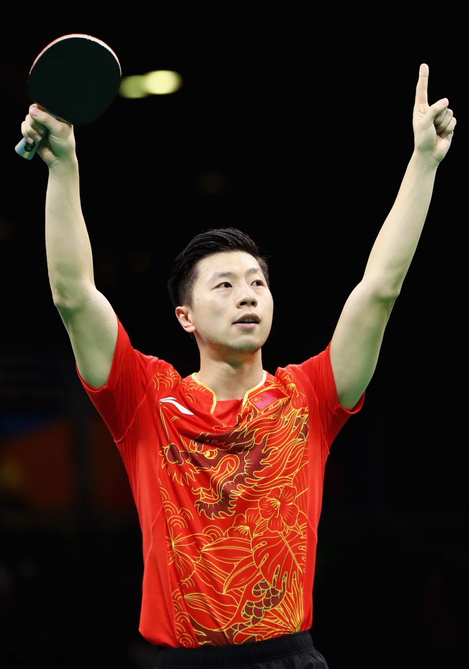比利时乒乓球队险胜中国乒乓球队，马龙高光表现的简单介绍
