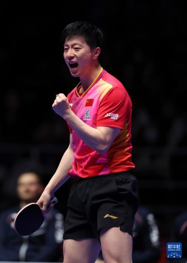 法国队完胜英格兰队，马龙刷新纪录