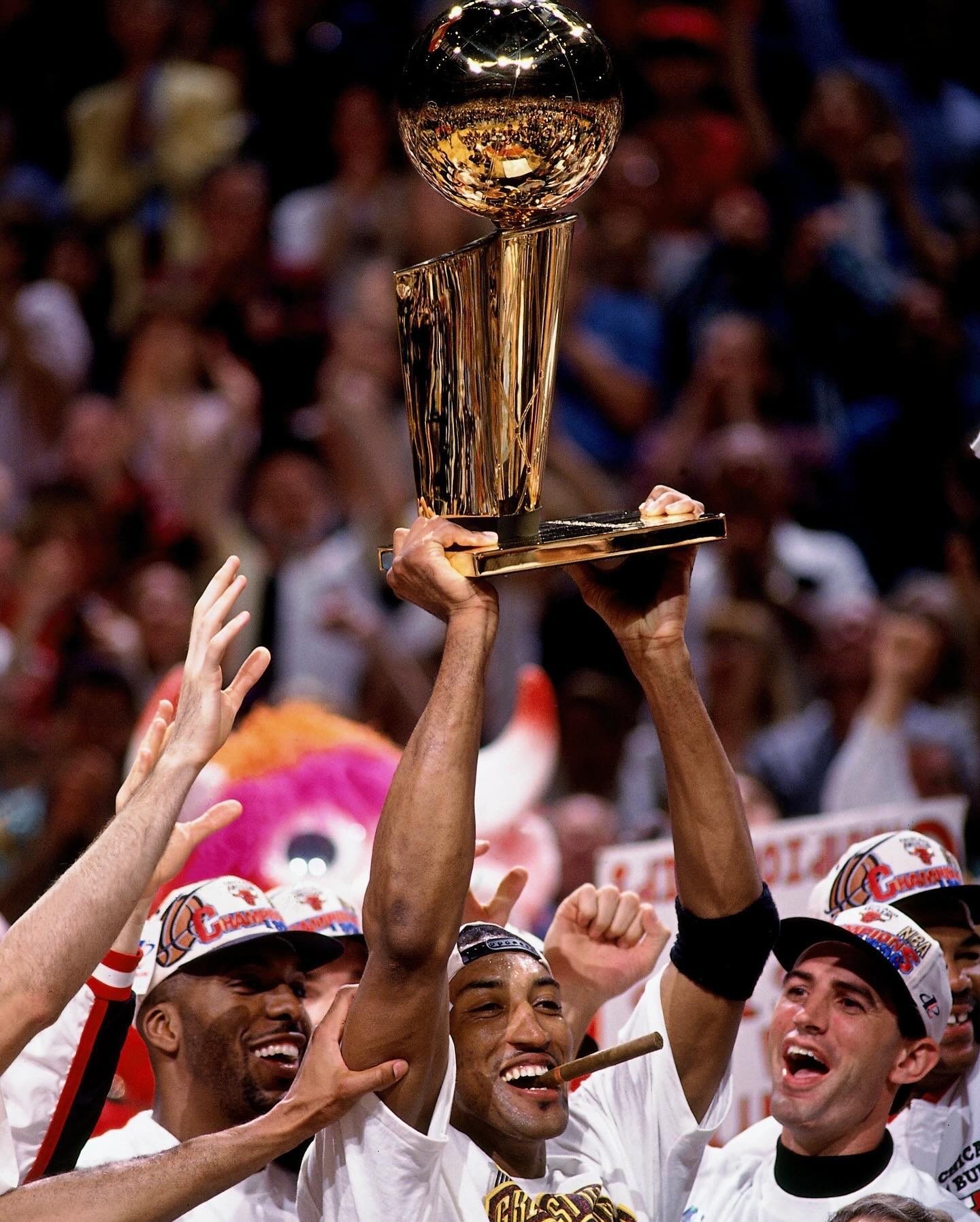 美国选手力压群雄,夺得冠军宝座 美国选手力压群雄,夺得冠军宝座