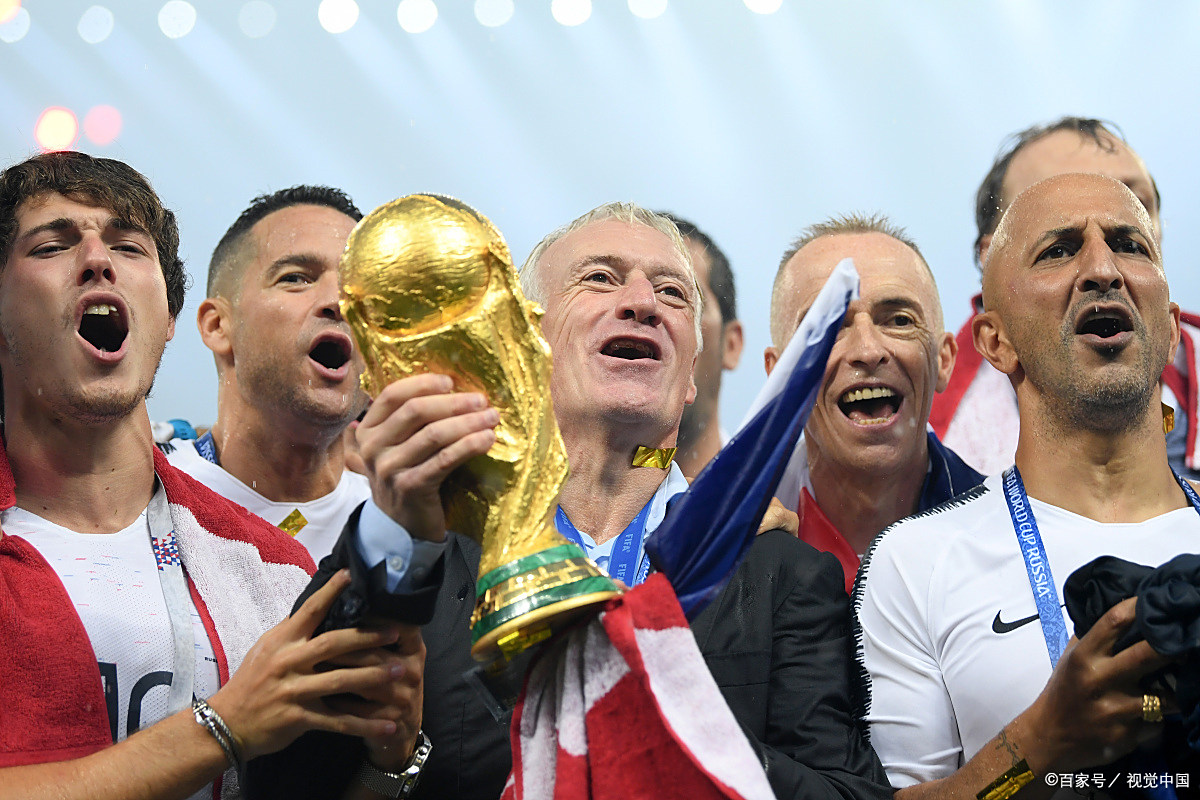 世界级大战，足球巨头登场争夺霸权