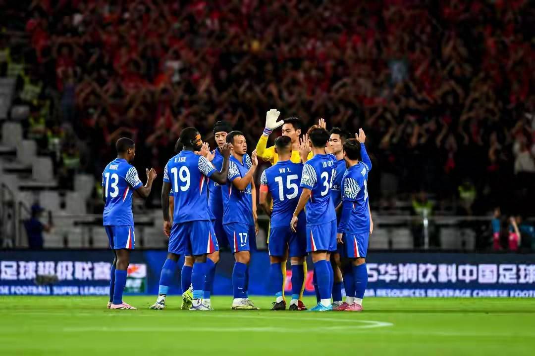 大连客场赢球，中超球队继续崛起