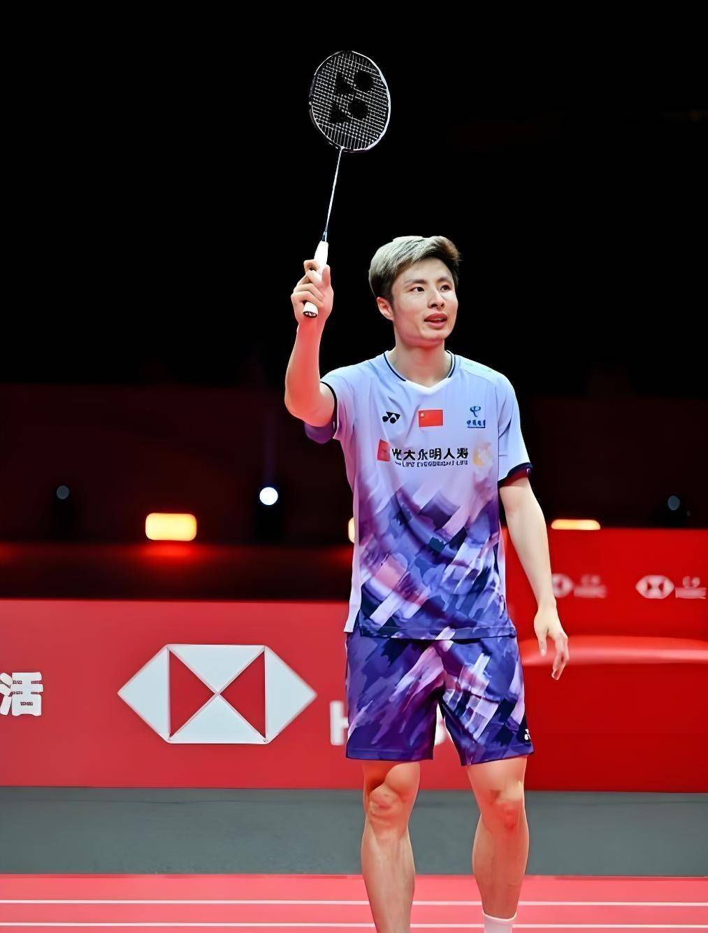 包含印尼队鏖战丹麦队，石宇奇状态火热的词条