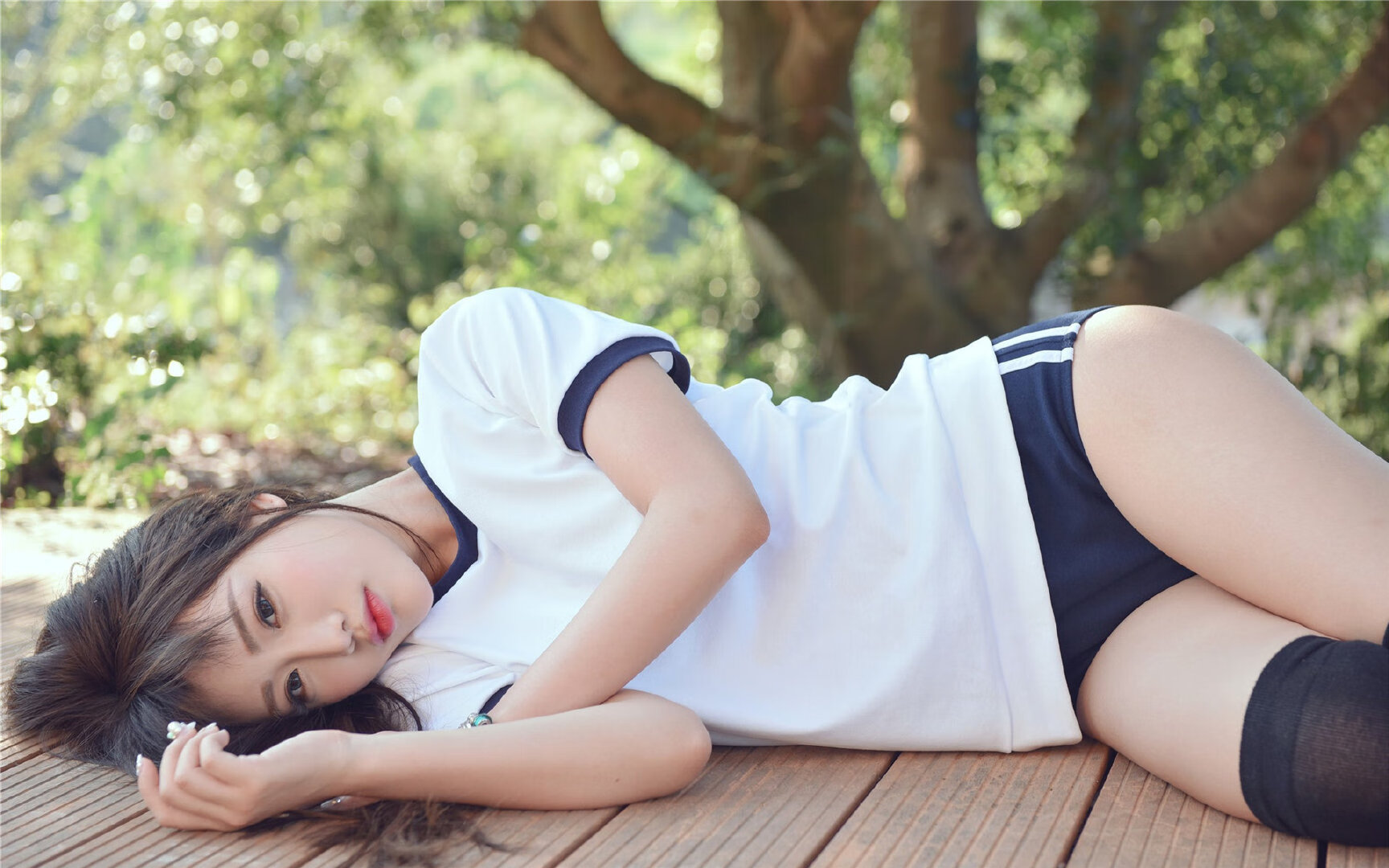 F1新赛季揭幕战与雄鹿速胜广厦,速度与策略的双重奏