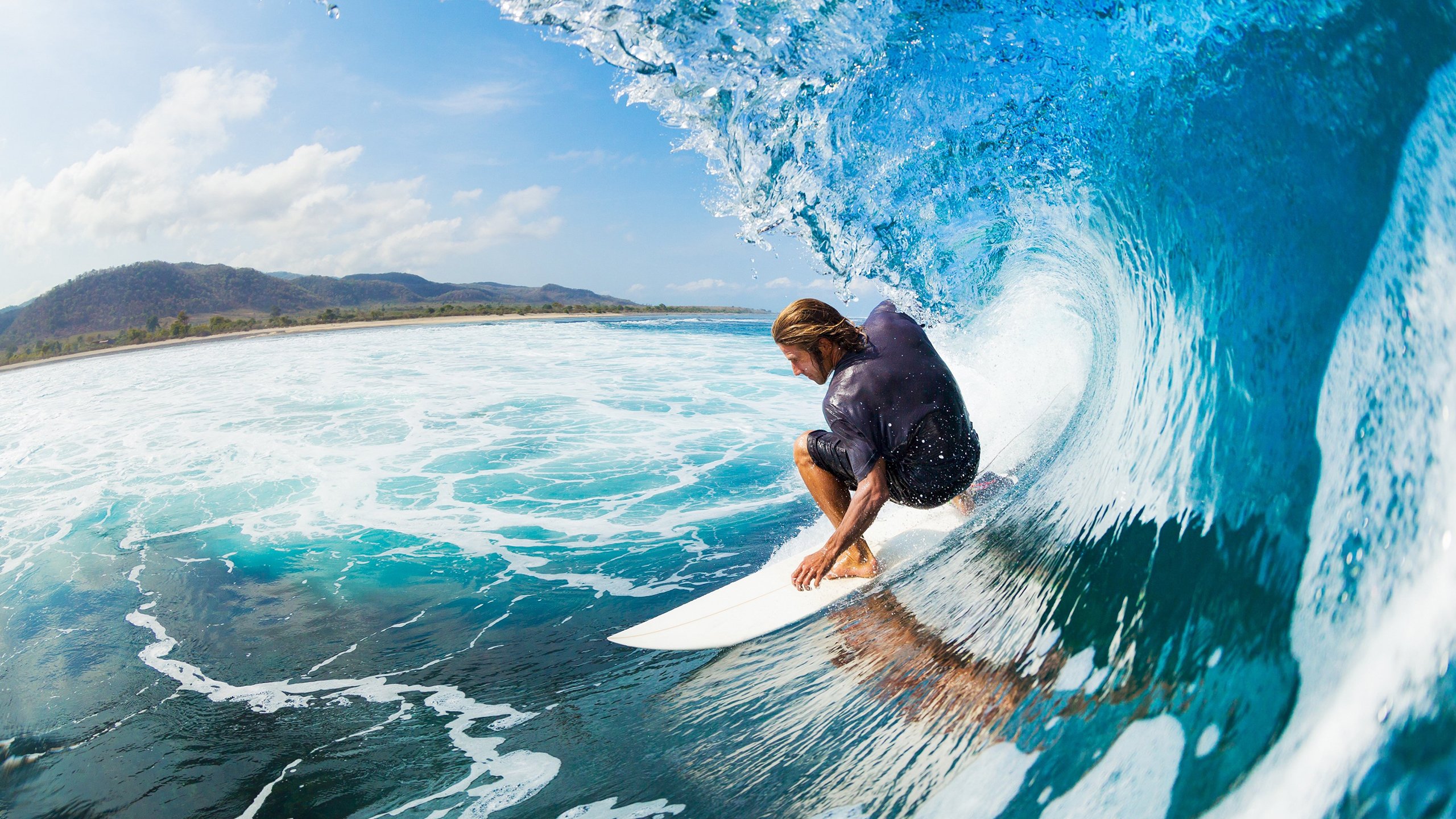 罗德里压制级发挥掌控中场，AC米兰横扫希腊展现欧冠雄心