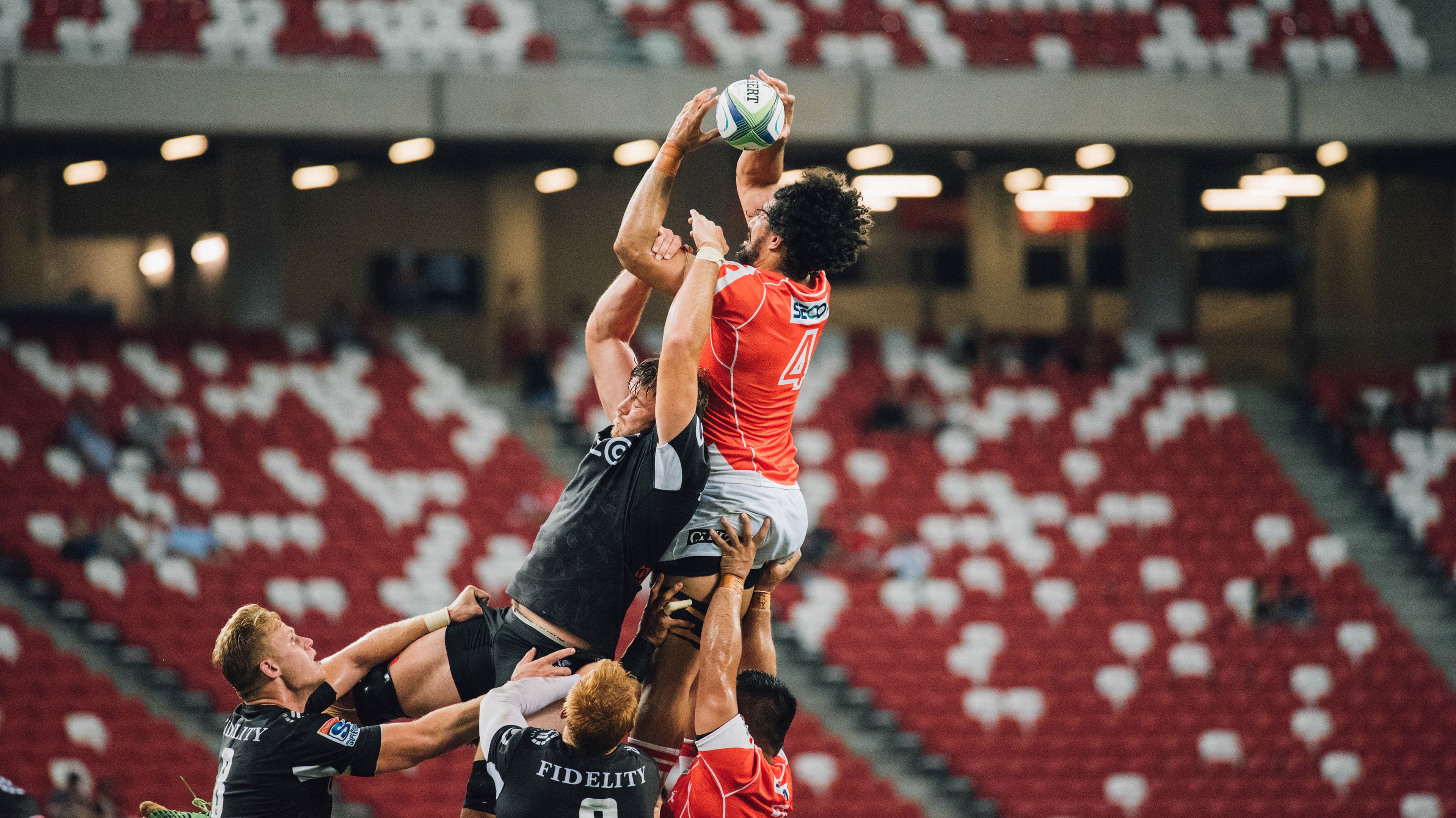 辽篮锁定胜局，小贾伦年度焦点战封神，辽宁队稳稳拿下太阳，新星接管比赛