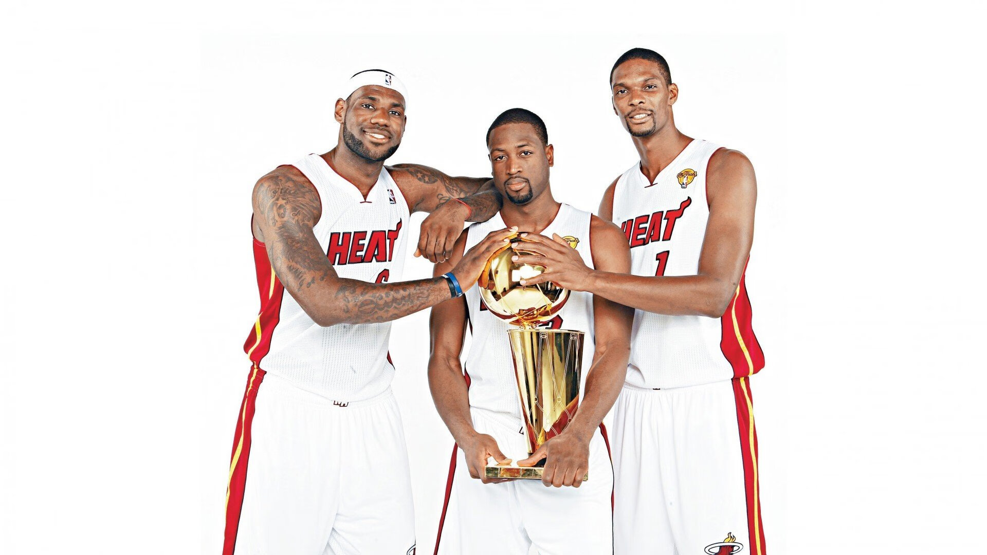 F1新赛季揭幕战焦点战，马刺打穿灰熊，速度与战术的双重盛宴